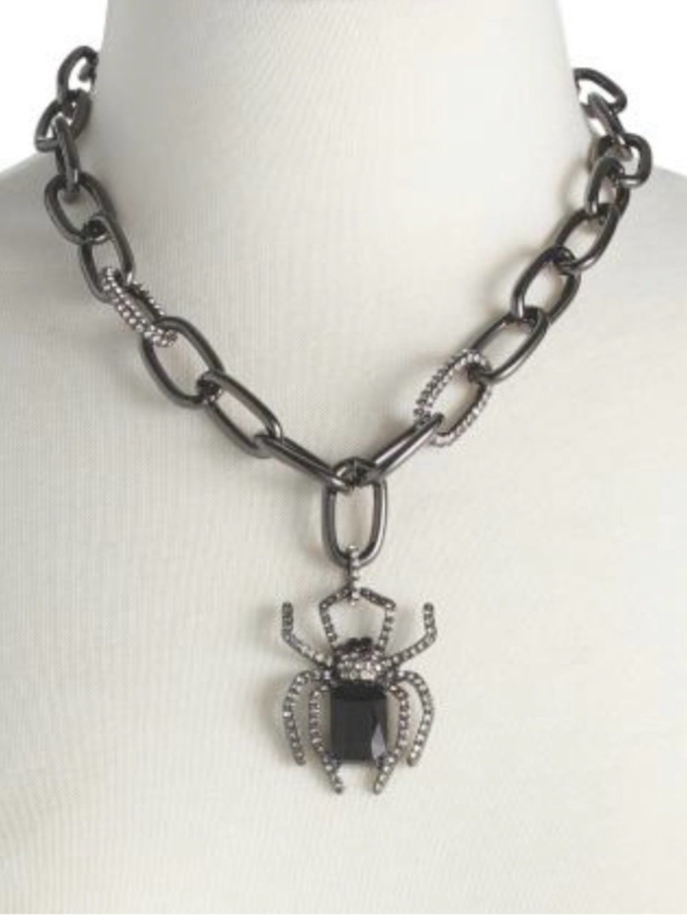 BETSEY JOHNSON 2026 Halloween Rich Witch Sim Black Onyx Gemstone Necklace NWT